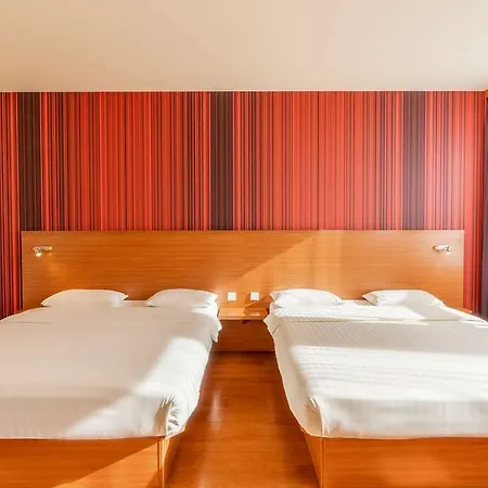 Comfort Hotel, Star Schwabing 3*